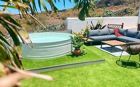 Casa Con Piscina Y Jardin Con Vistas Al Mar